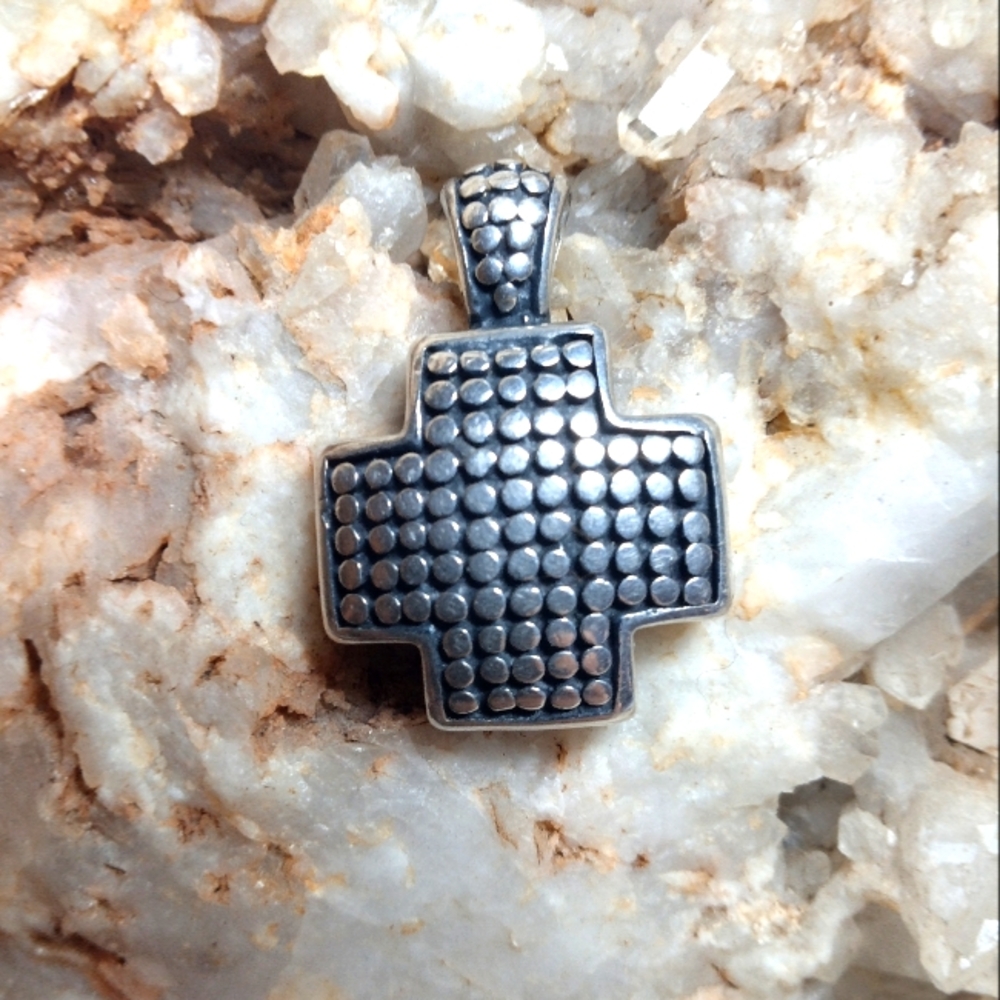 Vintage Sterling Silver Artisan Mexican Cross Pendant